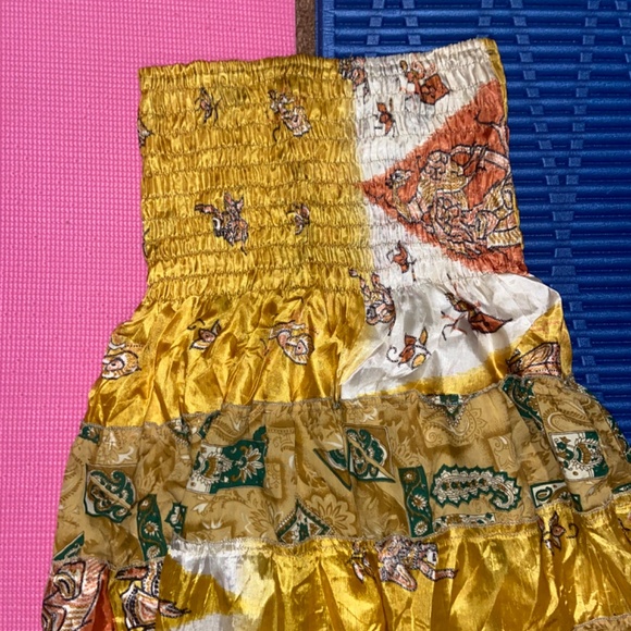 Ishka- one size fits all strapless dress - Picture 2 of 3